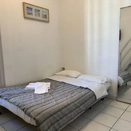 Les Balconnets Centre Aparthotel