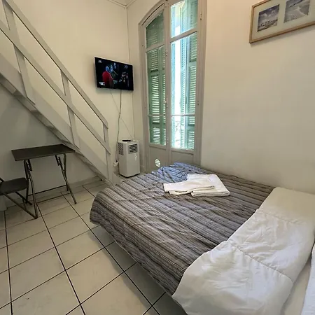 Les Balconnets Centre