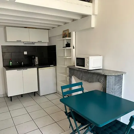 Les Balconnets Centre