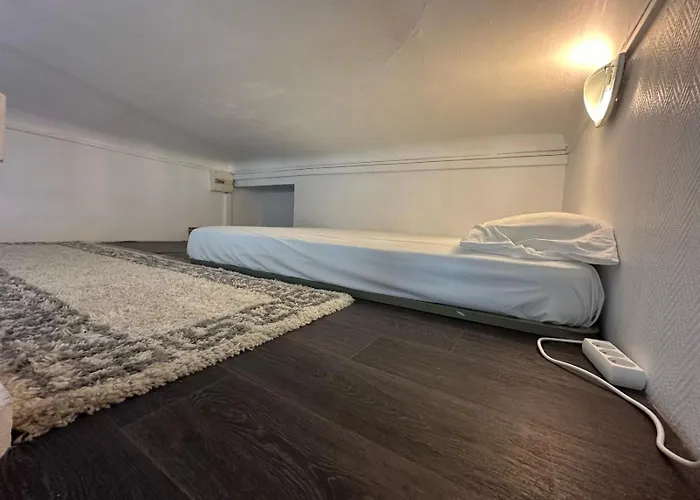 Les Balconnets Centre Aparthotel Nizza