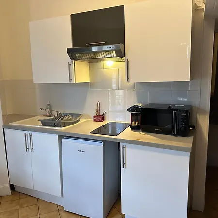 Les Balconnets Centre Aparthotel *