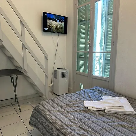 Les Balconnets Centre * Niza