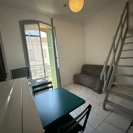 Les Balconnets Centre